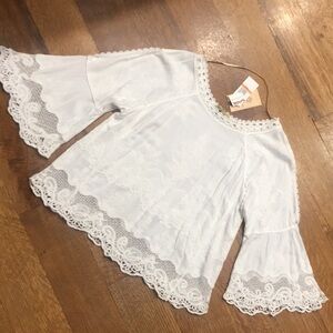 Democracy White Lace Bell Sleeve Top size Small
